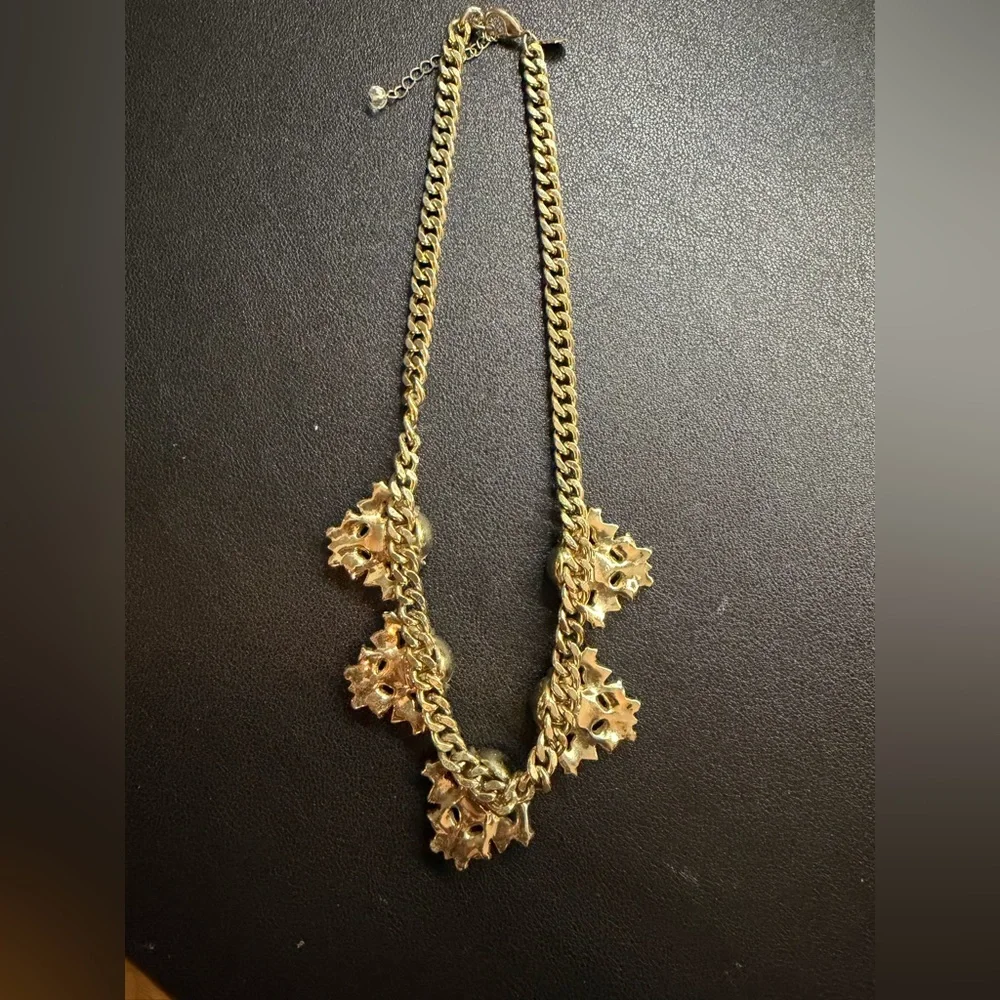 Express Elegant Gold and Silver Statement Necklace - Picture 4 of 4